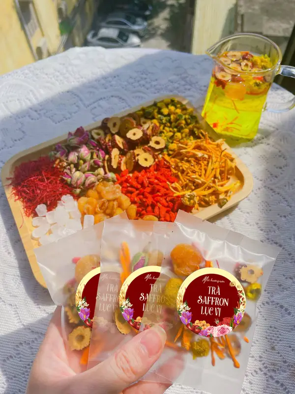 trà saffron đông trung lục vị 1