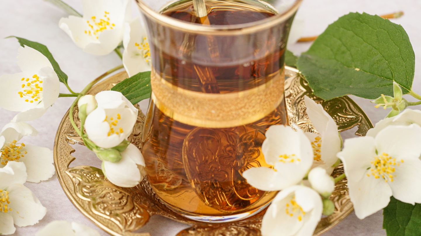 Người bị vấn đề về dạ dày – Đừng uống trà hoa nhài khi đói