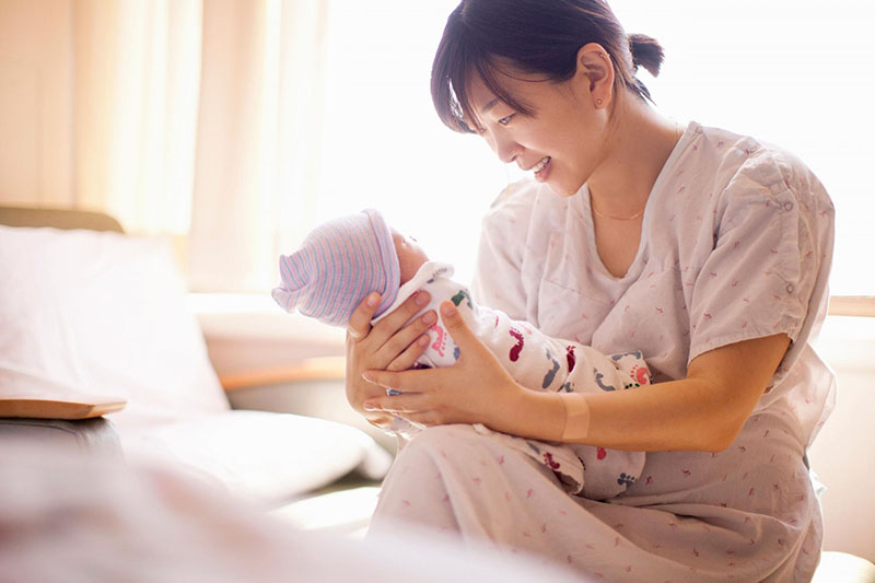 Trà gạo lứt có tốt cho mẹ sau sinh không 1
